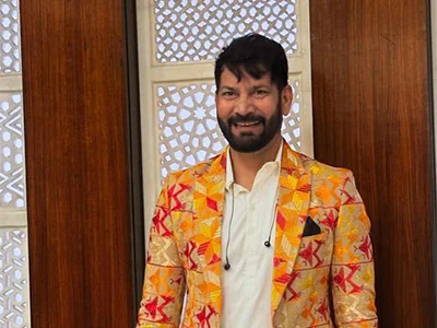 Jasbir Jassi — Latest Pictures · 01