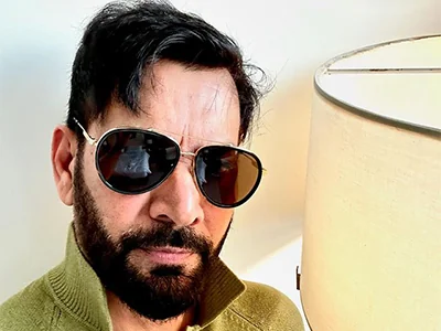 Jasbir Jassi — Latest Pictures · 04